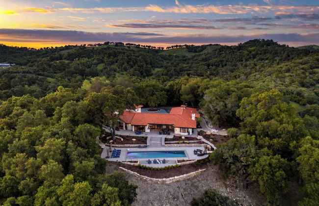 Rancho Robles by Avantstay Vineyard Villa w/ Views, Pool & Privacy - Foto 64