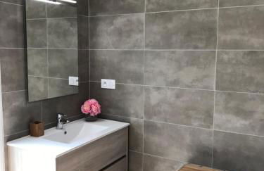 Location villa entre lac et océan avec son spa de nage - Foto 24