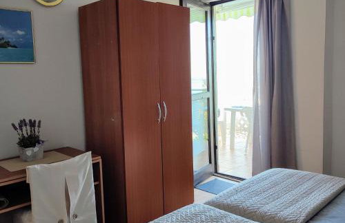 Holiday Home mit Meerblick by Interhome - Photo 28