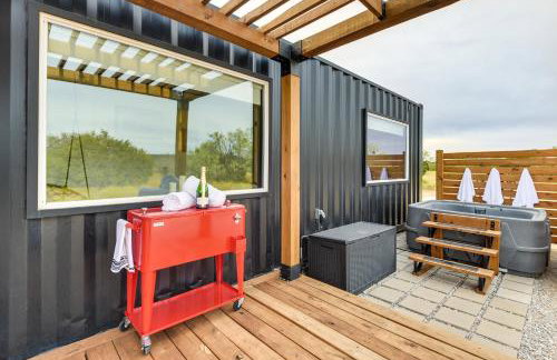 Remote Strawn Container Home with Hot Tub! - Foto 24