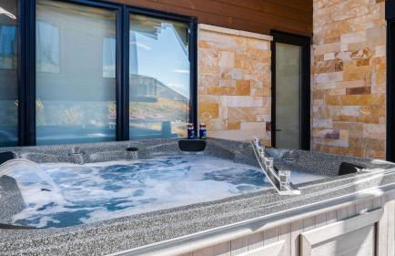 Mins to Deer Valley Lift Firepit, Game Room, Views, 5bdr Orion by Avantstay - Foto 86