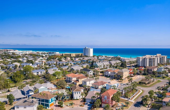 Wanderlust - Modern Home Close to the Beach Private Pool - Foto 95