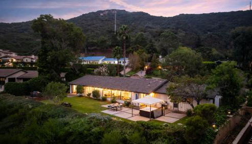 Ocean View Retreat Firepit & Spacious Yard - Photo 5