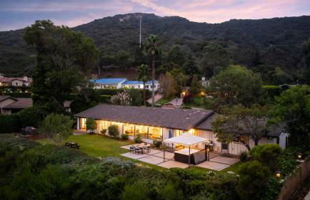 Ocean View Retreat Firepit & Spacious Yard - Foto 5