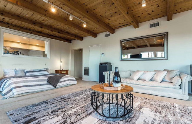 Oak Hills by Avantstay Panoramic View, Pool, Spa - Foto 6