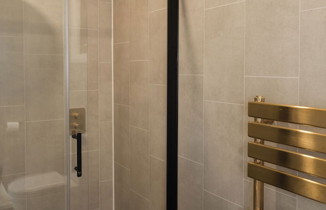 Luxury Waterfront Self-Catering Cabins - Photo 10