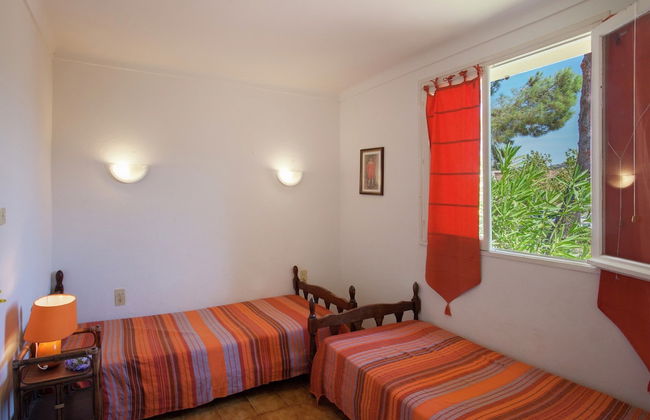 Cosy Holiday Home in Cargese Corse-du-sud Near Sea - Foto 6