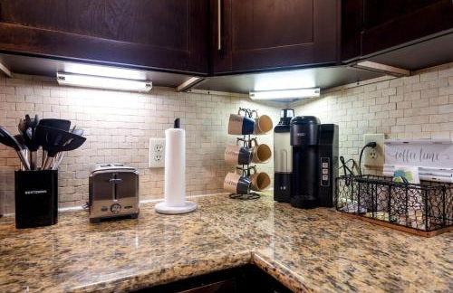 A Touch of Class - Foto 21