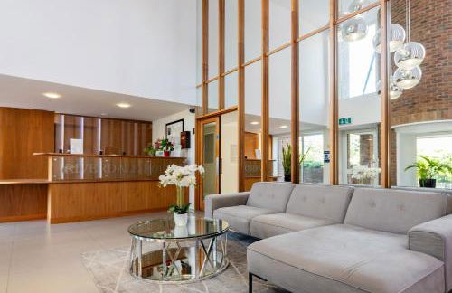 Stunning Studio Flat Minutes from Lewisham Station With View - Foto 15