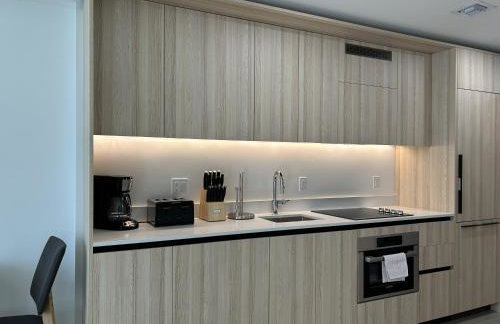 Prime Downtown Location - Amazing Amenities & Top Location - Foto 12