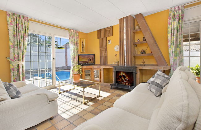 Villa Del Pi - Photo 1