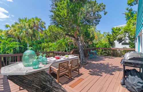 Palm Paradise - Pet Friendly Home on Siesta Key w/ Large Heated Private Pool & Outdoor Area! - Foto 6