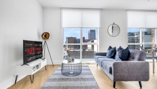 Pluxa Nero Deluxe - City Bliss 2Bath, Walk to Transit - Foto 2