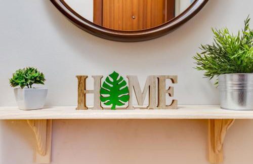 Spacious 4 Bedroom Apartment Fira BCN & Camp Nou - Foto 24