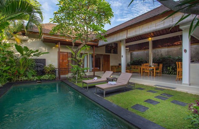 Sandi Agung Villa - Photo 21