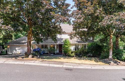 Spacious 3BR Redmond Home with Fireplace & BBQ - Foto 24