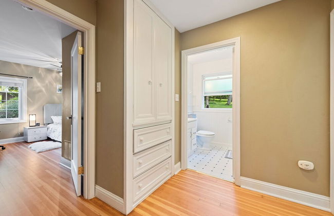 Private park in a cozy home next to I-90 huge yard - Foto 16