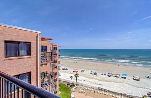 Oceanfront Sunrise Overlooking Pool Walk to shopping dining Sunrise 805 - Foto 17