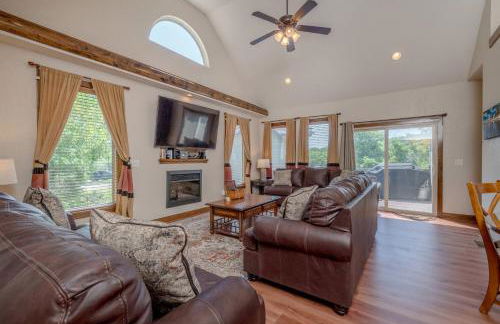 Hickory Hideaway with Communal Pool Access - Foto 9