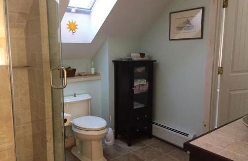 Waterfront Home on Bantam Lake with Private Beach - Foto 13