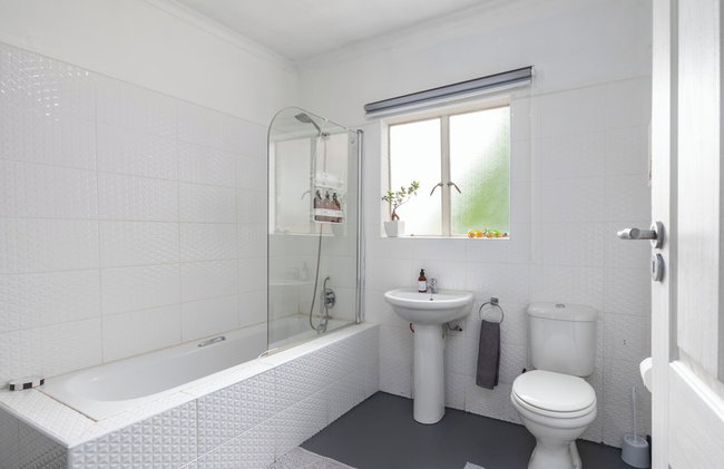 Stylish 2-bed Apartment in Centurion, Pretoria - Foto 13