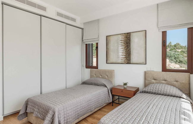 Aphrodite Hills Junior Elite Uj01 - Photo 7