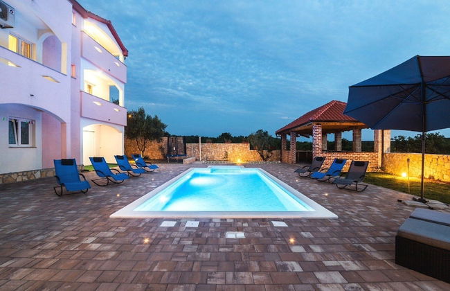 Apartments Mistral - Three Bedroom Apartment With Balcony and Shared Pool - Foto 19