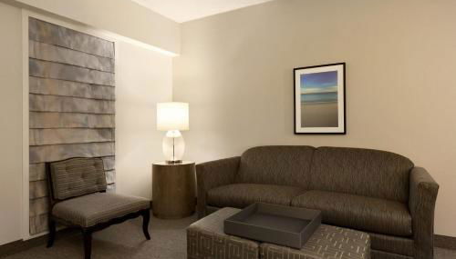 Cozy Two Room Suite with Modern Touches and Pool - Foto 5