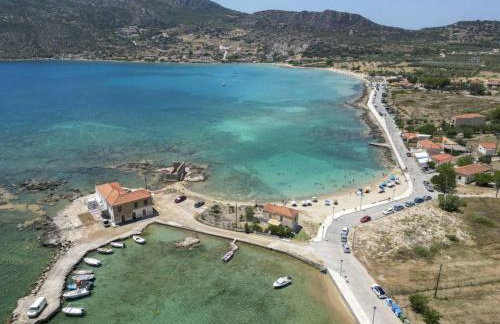 Fully Equipped Beach House at Pachia Ammos Plytra - Photo 22