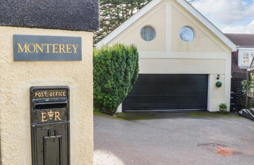 Monterey Mews - Foto 1