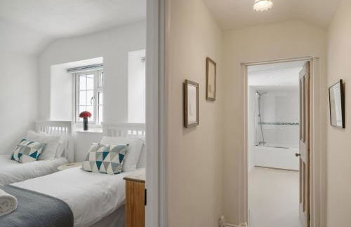 The Boy's Cottage - Photo 19