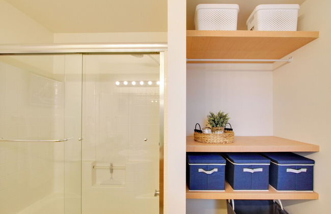 Waterfront Allyn Home with Fire Pit and 2 Kayaks! - Foto 27