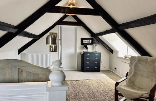 Bridport Town Centre Flat - Foto 2