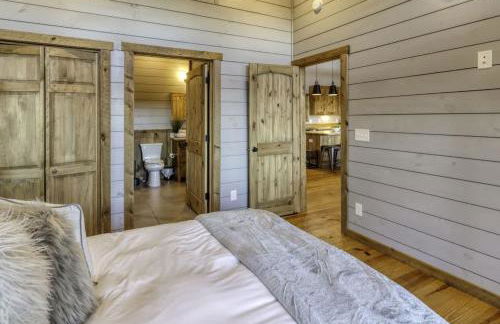 Modern Rustic Cabin with Sprawling Views and Hot Tub - Foto 16