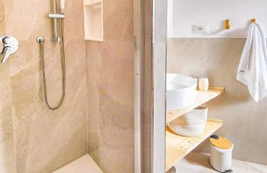 50mt Metro Station - 20min walking from Colosseum - RomeCentralHouse - Elegant and fully equipped - Photo 33