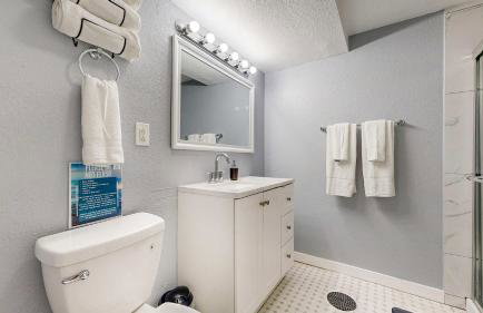 Family Home in Arvada with king beds and bunkbed - Foto 32