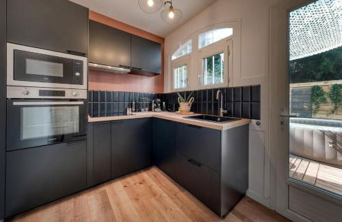 Superbe 2 pièces avec Jacuzzi privatif face Gare Proche Cathédrale - Foto 3