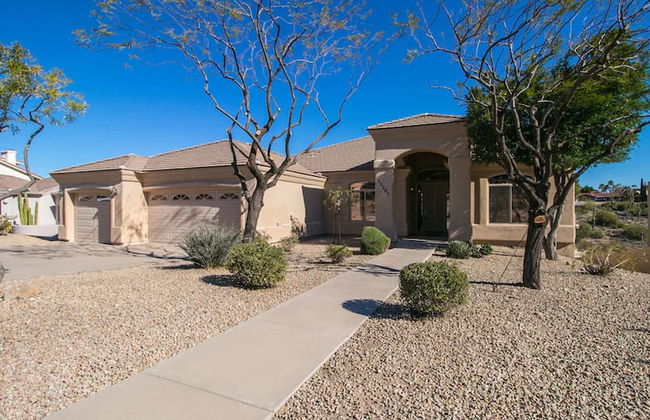 Fabulous 4-bdrm W/breathtaking Views & Pool! - Foto 33