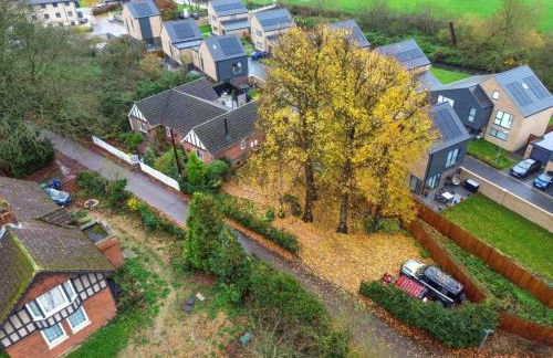 Sizeable 4 bed property on Huntingdon Ring road - Foto 29