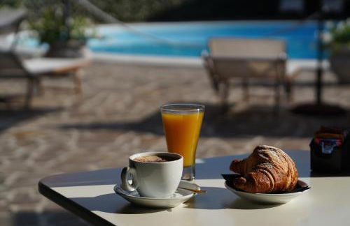 esiloM Aparthotel - Foto 9