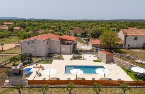 5 Bedroom Amazing Home In Bogatic - Foto 9