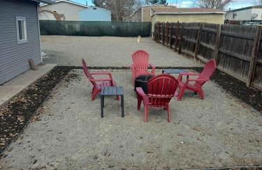 3 bed home with huge yard near Hidden Lake - Foto 38