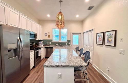 The Citrus Suite Near UF Shands Downtown - Photo 6