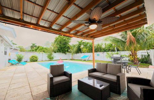 Beach Vacation Home 4 BR w/ Pool near West Palm Beach - Foto 2