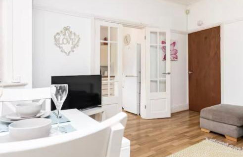 Street Lane Roundhay - Foto 1