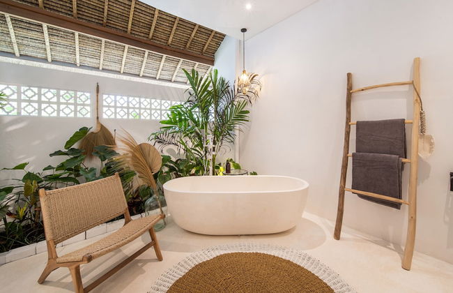 NEW ! Stunning 4BR Jungle View Villa in Lovina - Foto 67