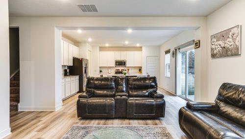 Quiet Avon Home - Near Indianapolis Speedway! - Foto 5