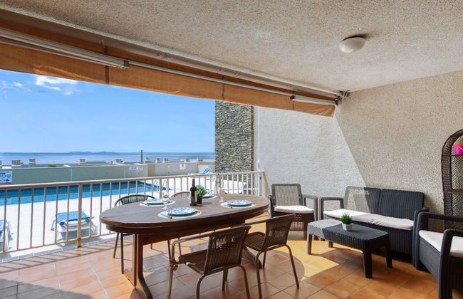 Apartment in Roses Near Canyelles Beach - Photo 17