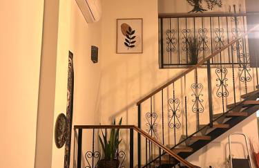 House -Sleeps 6-Garden-Fireplace - Photo 2