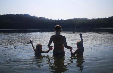 Stodoła naturalnie - wyjątkowy dom z balią na Kaszubach nad jeziorem - Foto 65